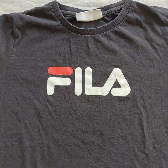 Fila Oversize Short Cropped Black Short Sleeve Tee Shirt, Large - Picture 3 of 9
